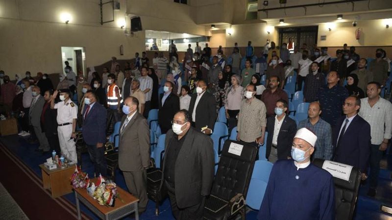 محافظ أسيوط يشهد