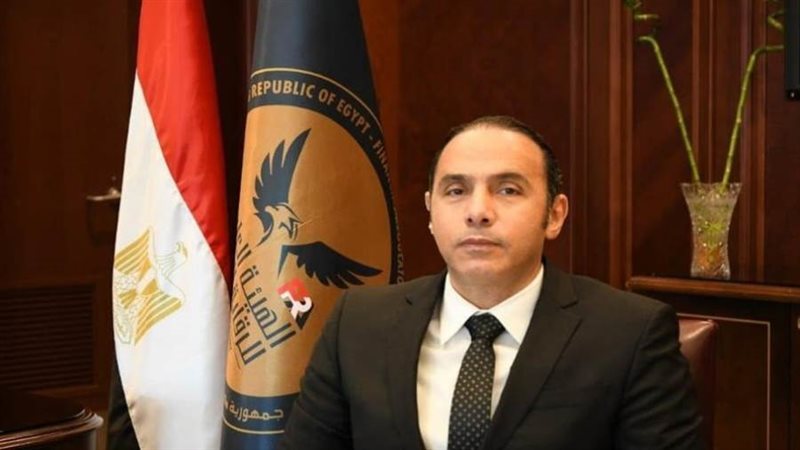 الدكتور إسلام عزام