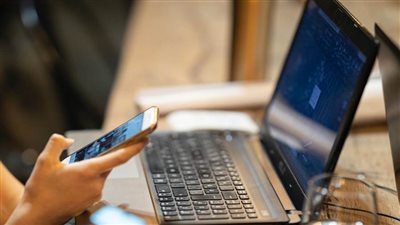 سؤال يشغل الجميع.. كيف تتعرف شركات الدعاية على اهتماماتنا لتستهدفنا بإعلاناتها؟