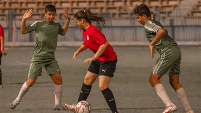 في مباراة بين الرجال والسيدات.. خسارة منتخب مصر للكرة النسائية وديًا