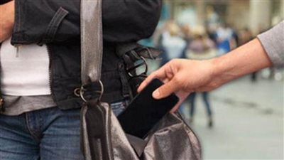 ضبط تشكيل عصابي تخصص في سرقة الهواتف المحمولة بالقاهرة