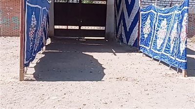 منع تواجد الباعة الجائلين وإزالة الإشغالات في محيط اللجان بالمنيا