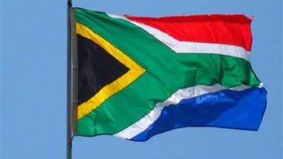 وفاة عمدة جوهانسبرج إثر إصابته بفيروس 