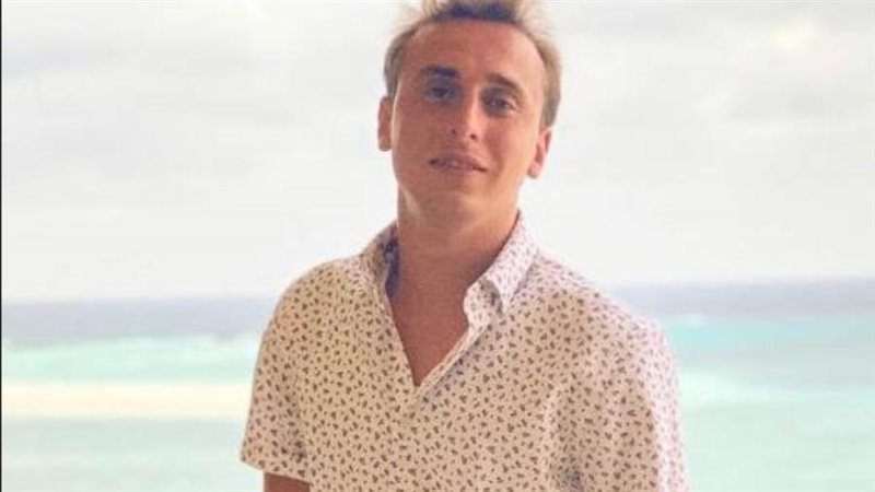 الفنان أحمد صالح