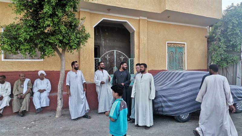 أهالي الناصريه ينتظرون