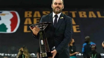 خلال ساعات.. الأهلي يعلن التعاقد مع أوجستي بوش مدرب سلة الزمالك