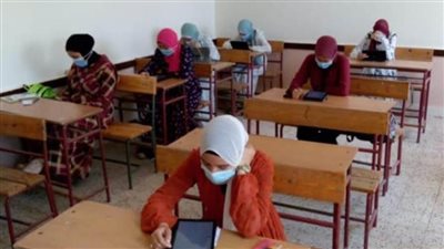 عاجل| انطلاق ماراثون الثانوية العامة بامتحان اللغة العربية للشعبة العلمية