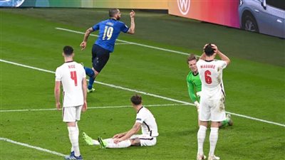 المنتخبان الإنجليزي والإيطالي يتجهان للأشواط الإضافية بنهائي يورو 2020