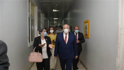 رئيس جامعة القاهرة يفتتح وحدة أمراض القلب بعد تطويرها