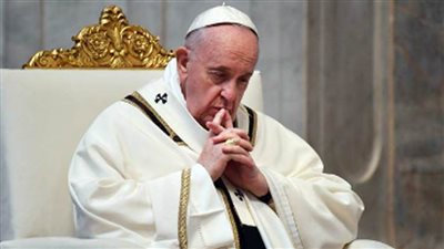 الفاتيكان: البابا فرنسيس سيظل في المستشفى بضعة أيام أخرى