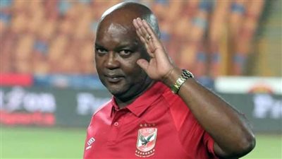 موسيماني يُعلن قائمة الأهلي استعدادًا للسفر إلى المغرب