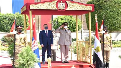 وزير الدفاع يلتقى نظيره الصربى ويوقعان بروتوكول تعاون