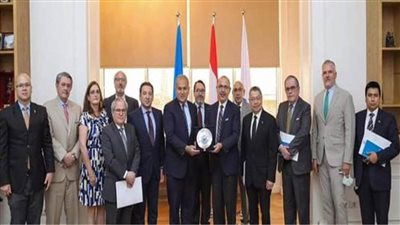 سفراء دول أمريكا اللاتينية لدى مصر يزورون مركز القاهرة لحفظ السلام