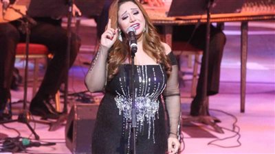 ريهام عبدالحكيم بقيادة سحاب على مسرح النافورة.. الجمعة 