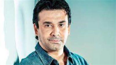 كريم عبدالعزيز يتصدر شباك التذاكر