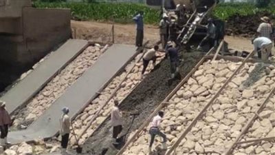 بتكلفة 30 مليونًا..أعمال تبطين وتأهيل ترعة بشارة بالحسينية 