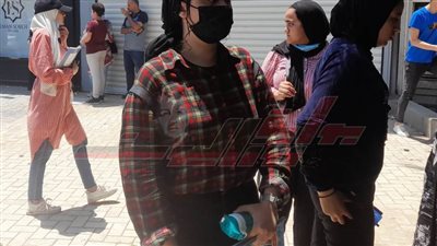 ضبط طالبين لتهكيرهما جهاز التابلت وتغيب 64 طالبا بامتحان 