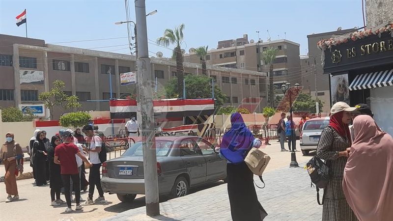 طلاب الثانوية العامة