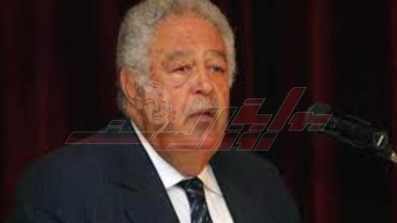 نقيب المحامين