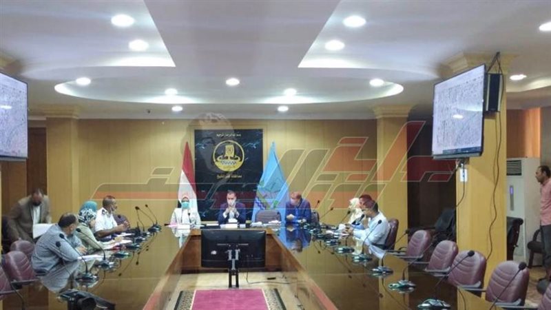 اجتماع نائب المحافظ