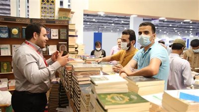 القول الطيب وجائحة كورونا تتصدر الكتب الأكثر إقبالًا بمعرض الكتاب 