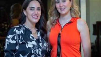 عائشة بن أحمد: 