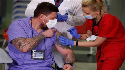 بولندا تعلن تلقيح نحو 16 مليون مواطن ضد فيروس كورونا بشكل كامل