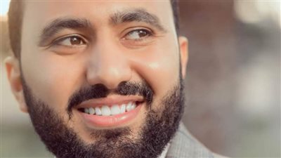 بعد تجربته مع الفيشاوي وسلامة.. المخرج أحمد صابر يتعاقد على 