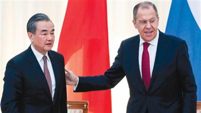 وزيرا الخارجية الروسي والصيني يبحثان أفغانستان وأمن المعلومات الدولي ونووي إيران