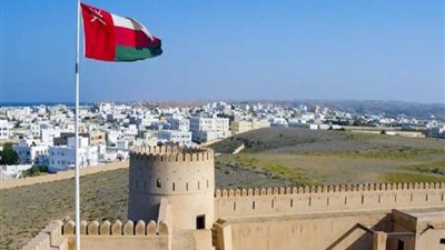 سلطنة عمان ترفع حظر الدخول عن القادمين من سنغافورة وبروناي