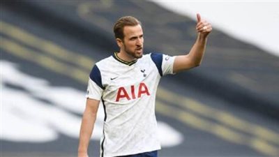 مدرب توتنهام الجديد متمسك ببقاء هاري كين في صفوف النادي
