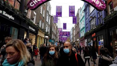 بريطانيا تسجّل 51,870 إصابة جديدة بفيروس كورونا