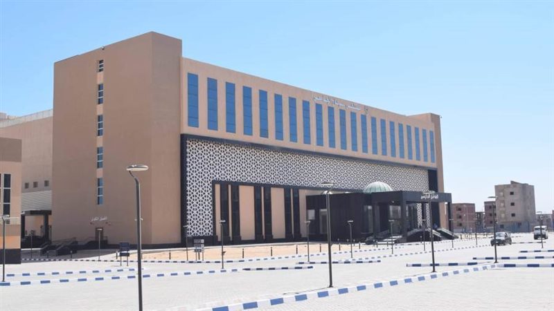 مستشفي سوهاج الجامعي