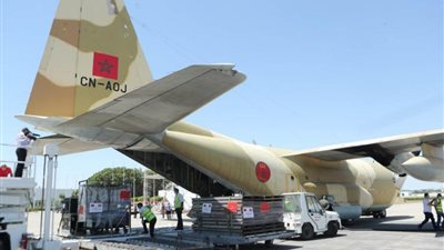 وصول طائرة عسكرية مغربية تحمل مساعدات طبية إلى تونس