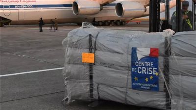 طائرة مساعدات طبية فرنسية تصل تونس