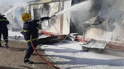 الدفاع المدني العراقي يسيطر على حريق شب داخل مطار المثنى وسط بغداد