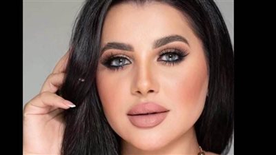 نصائح لذوات البشرة الدهنية قبل وضع المكياج