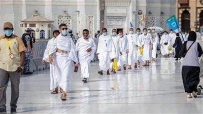 حجاج بيت الله يشيدون بخدمة المكتبة الإلكترونية في مسجد نمرة