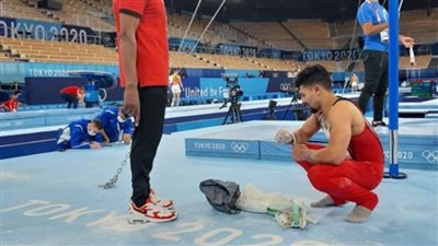 عمر العربي لاعب منتخب الجمباز ينهي تدريبه استعدادًا للمشاركة في أولمبياد طوكيو