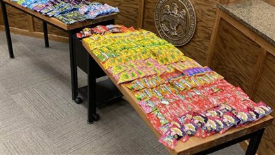 عاجل| سقوط تاجرة مخدرات بحوزتها ١٤ كيلو جرامًا من الماريجوانا 