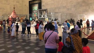 إقبال كثيف من المصريين لزيارة متحف الحضارة خلال عيد الأضحى