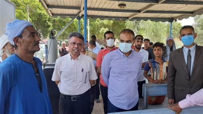    السكرتير المساعد بأسيوط يتفقد المراسى النيلية لمراجعة إجراءات السلامة
