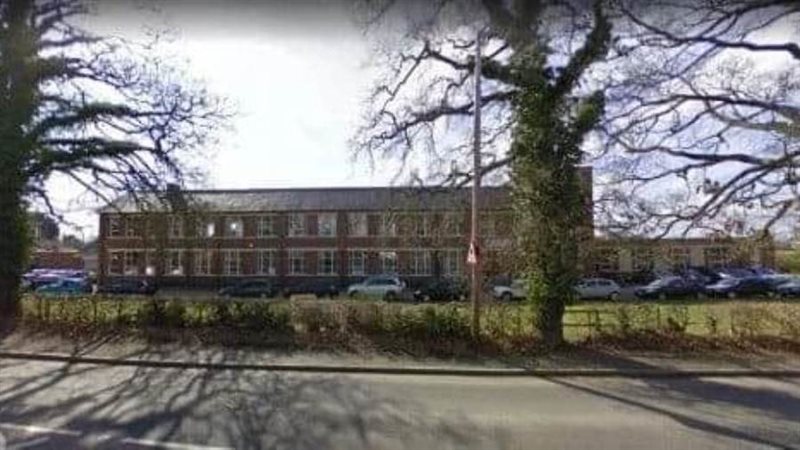 مدرسة انجليزية