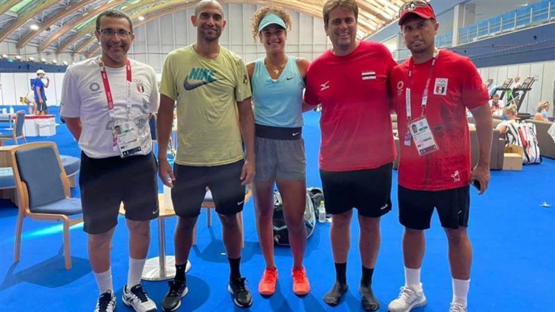 ميار وشريف والمدربين