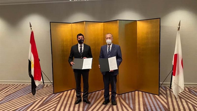 وزير الرياضة على