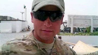 عاجل| طالبان تقطع رأس مترجم أفغاني