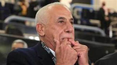 حسين لبيب يزور الفريق بمعسكر برج العرب