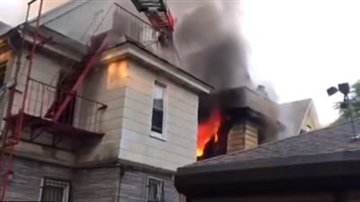 تفاصل العثور على 3 قتلى ورضيع بمنزل في نيويورك الأمريكية 