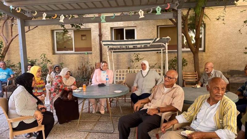 المسنين بكار موز