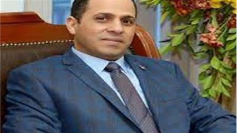 الدكتور عبيد صالح